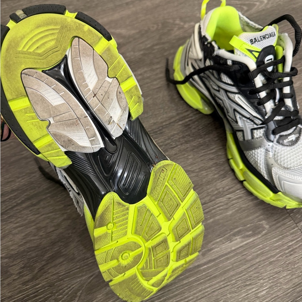 Balenciaga Sneakers in Silver and Neon Green - Picture 6 of 8